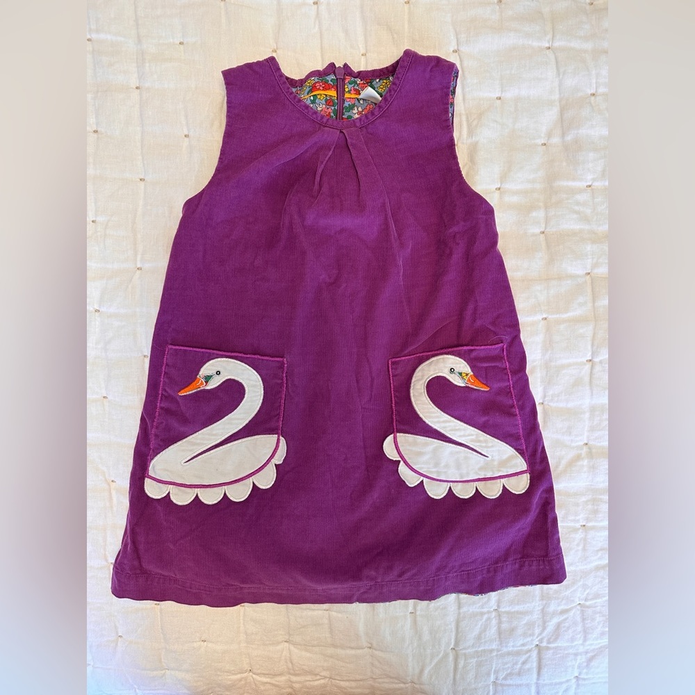 Mini Boden, size 5-6, swan jumper